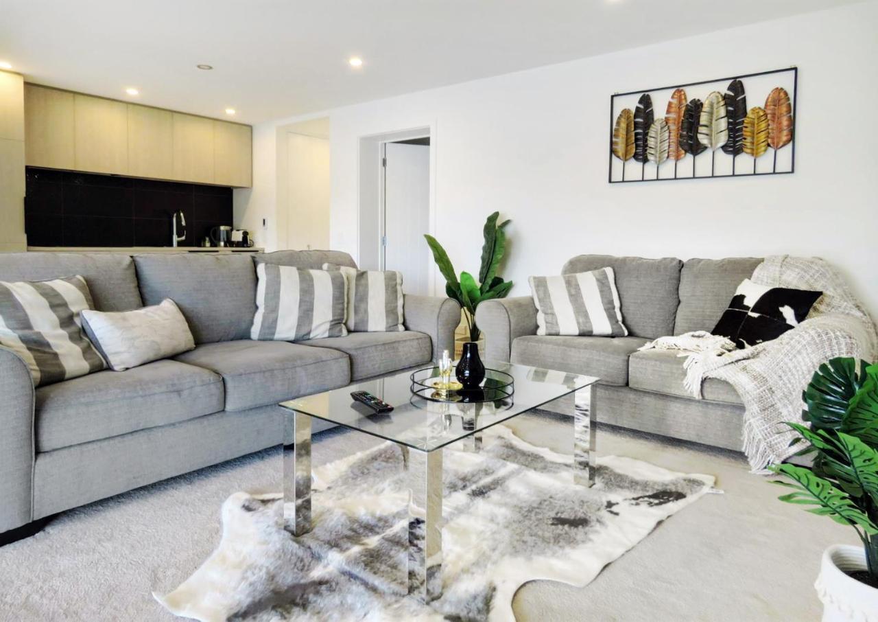 Executive Living In Bluewater Apartment Куийнстаун Екстериор снимка