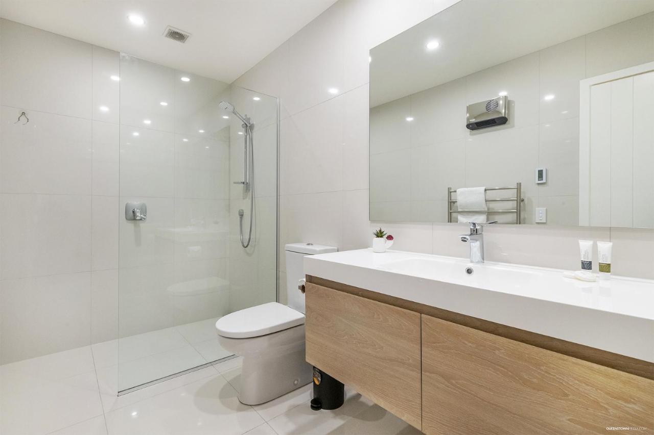 Executive Living In Bluewater Apartment Куийнстаун Екстериор снимка
